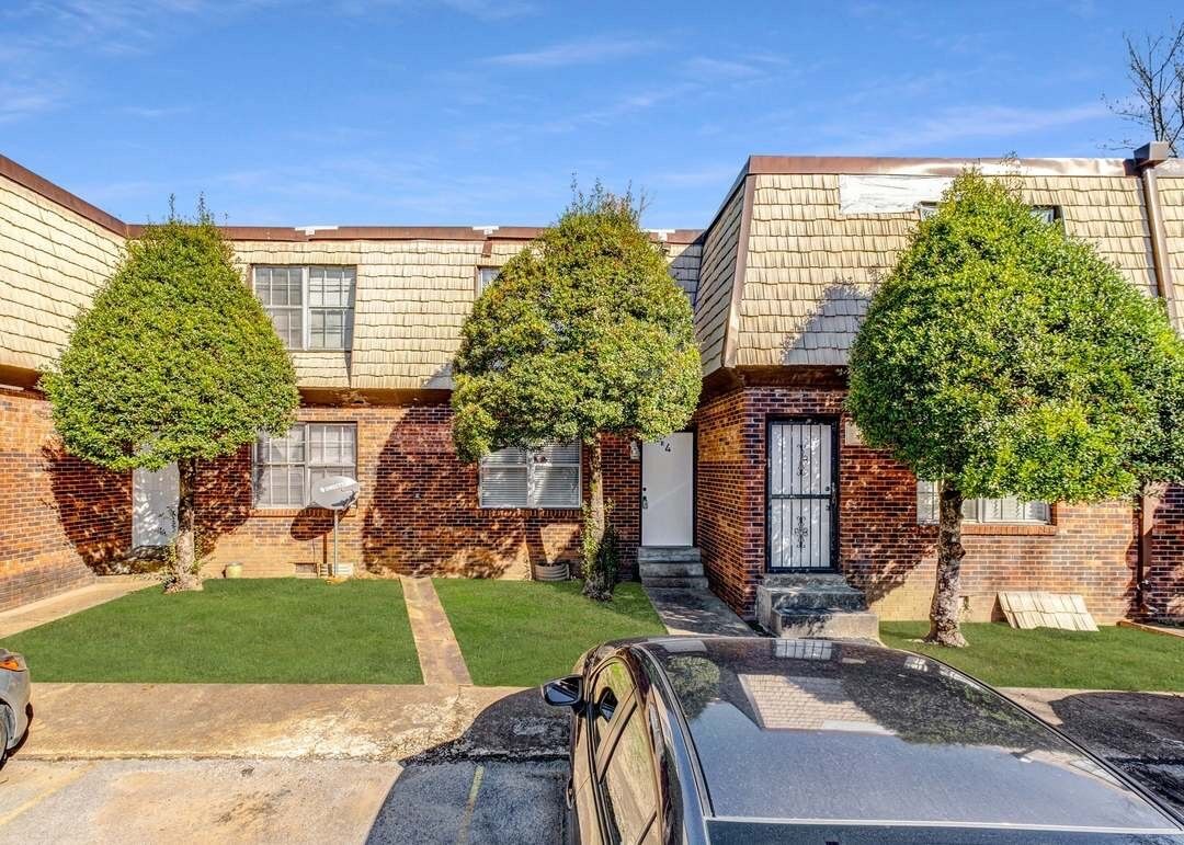 Property Photo:  441 Harding Pl A15  TN 37211