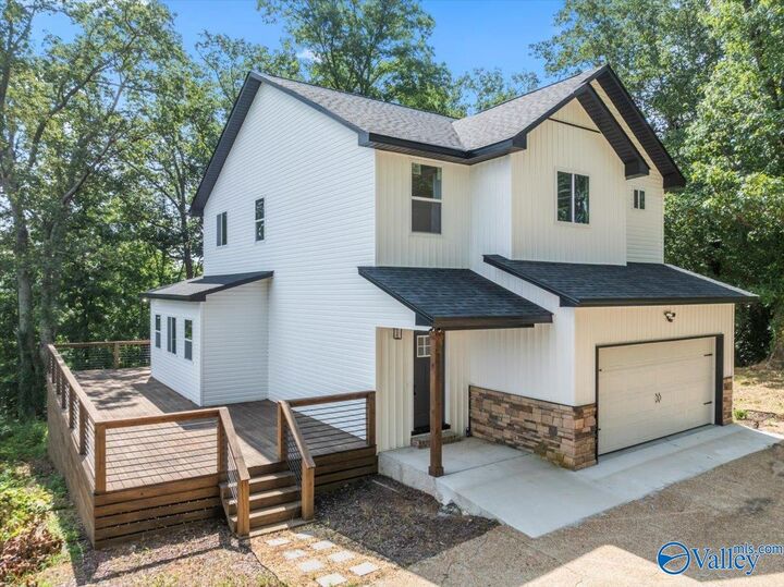 3919 Pecan Drive  Guntersville AL 35976 photo