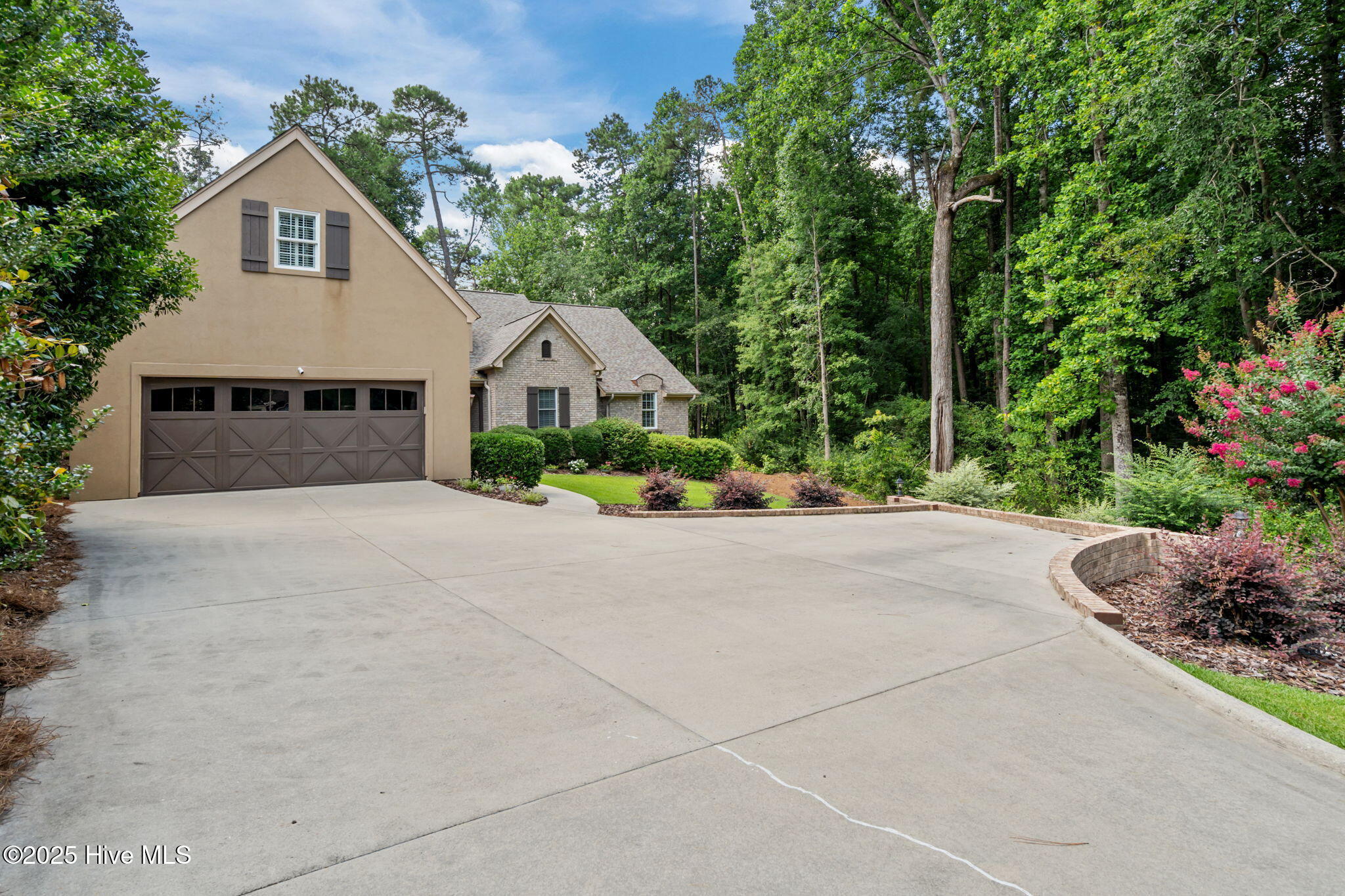 Property Photo: 209 Hunter Trail NC 28387