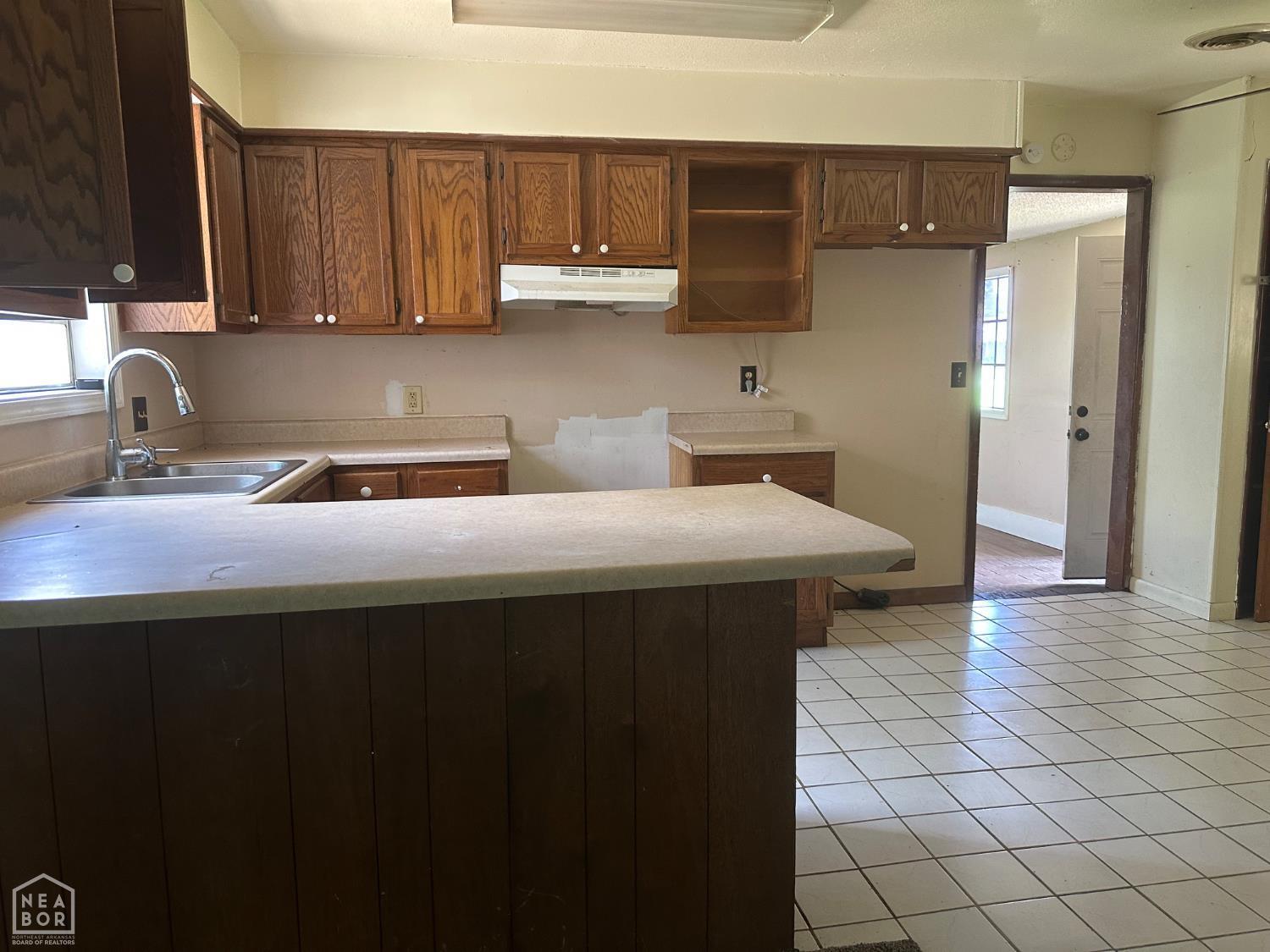 Property Photo:  1320 N Lee Circle  AR 72315 