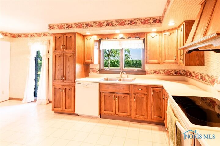 Property Photo:  10281 State Route 107  OH 43543 