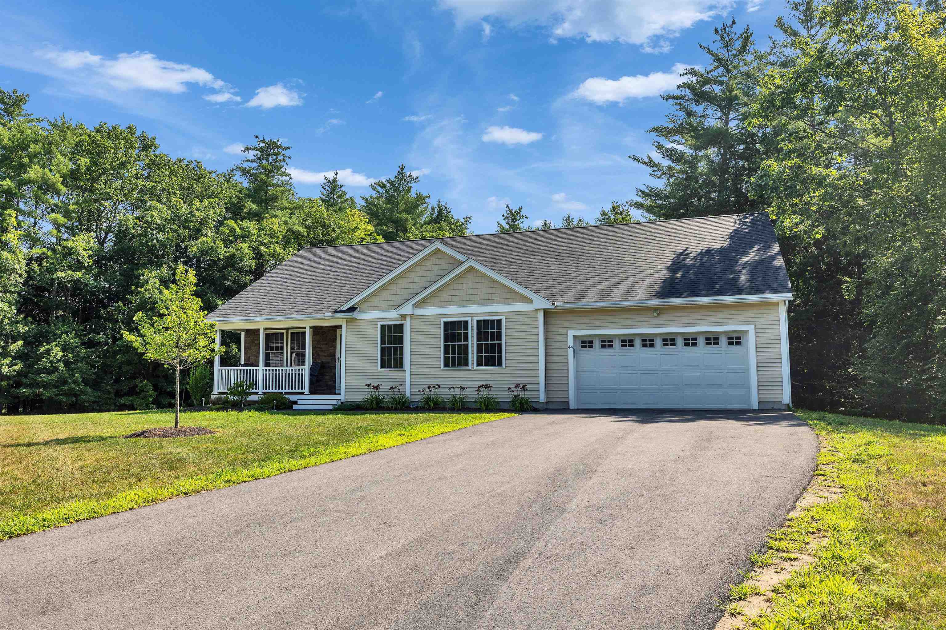 Property Photo: 44 Richmond Street NH 03303
