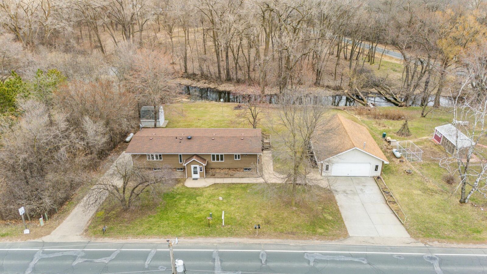 Property Photo: 1411 County Road A WI 54017