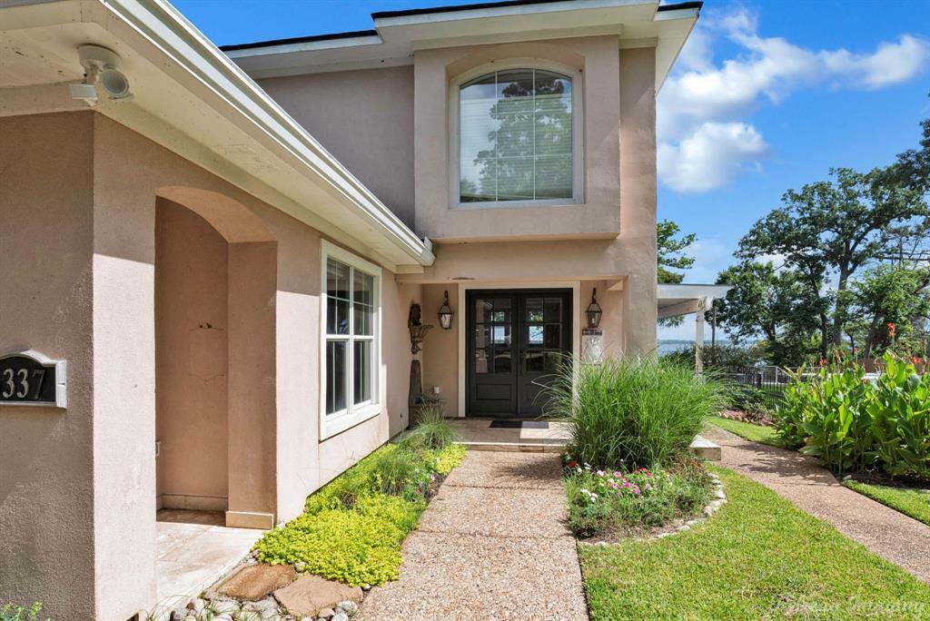Property Photo: 5337 S Lakeshore Drive LA 71109
