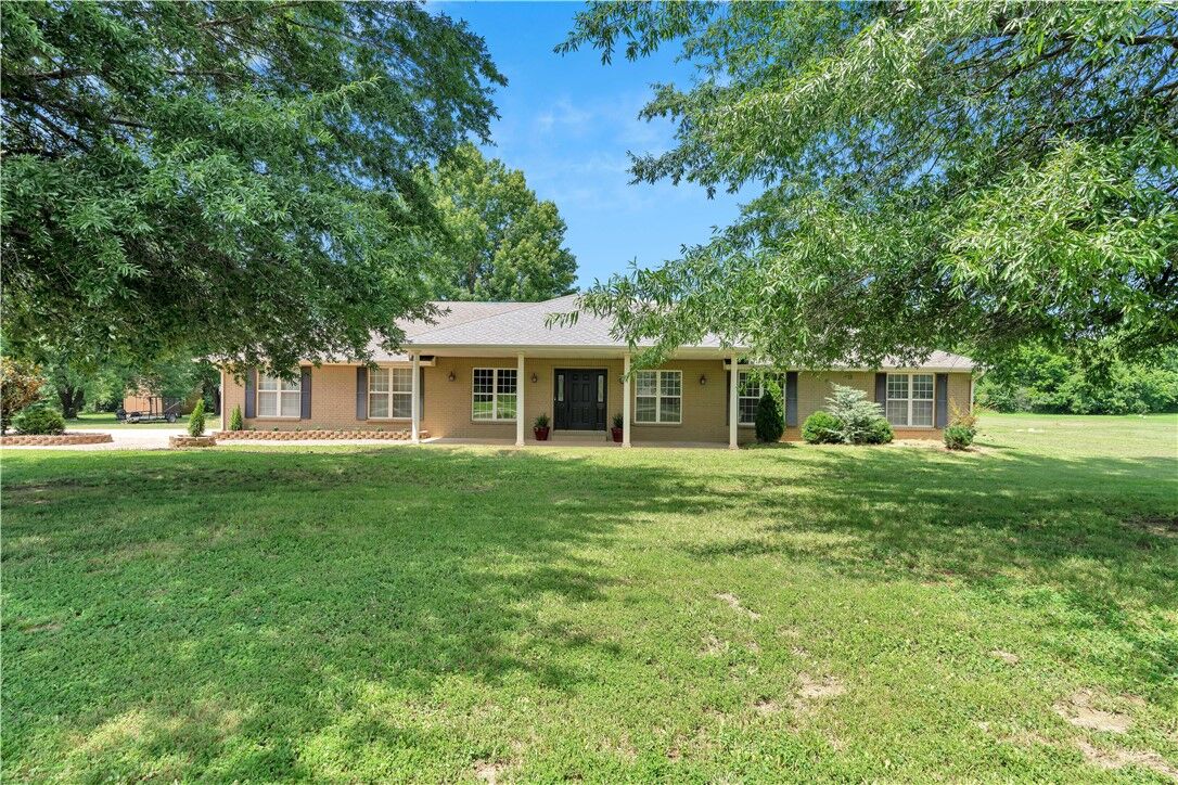 Property Photo: 11300 Spring Mountain Drive AR 72730