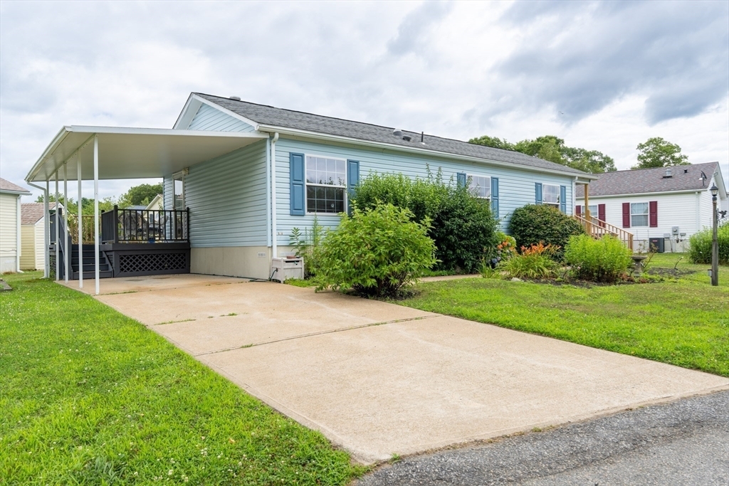 Property Photo:  11 Cardinal Court  RI 02878 