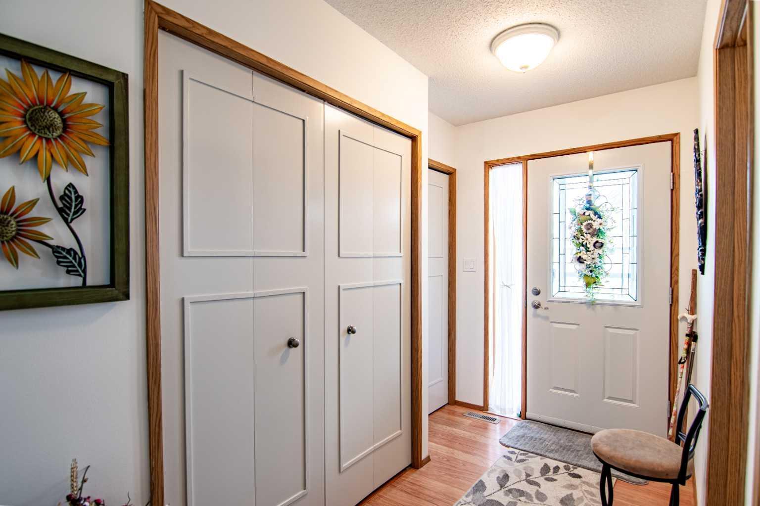 Property Photo:  2821 Botterill Crescent 51  AB T4R 2E5 