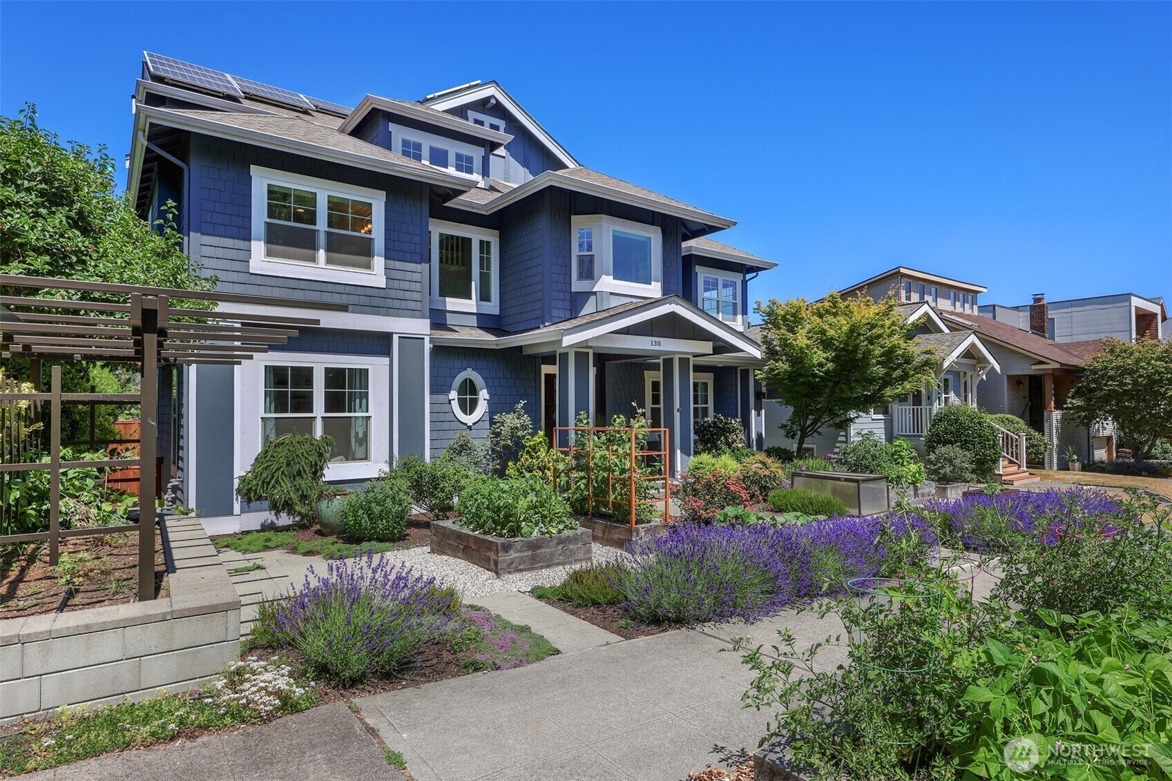 Property Photo: 130 NE 64th Street WA 98115