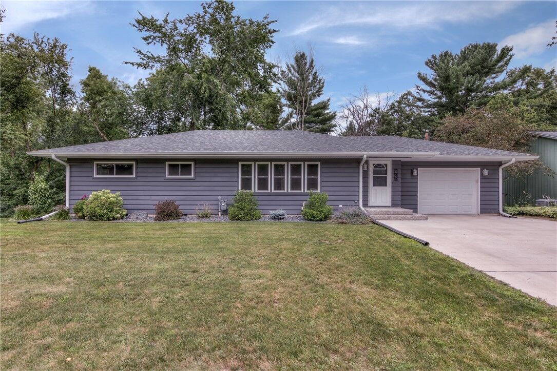 Property Photo: 1450 W Willow Street WI 54729