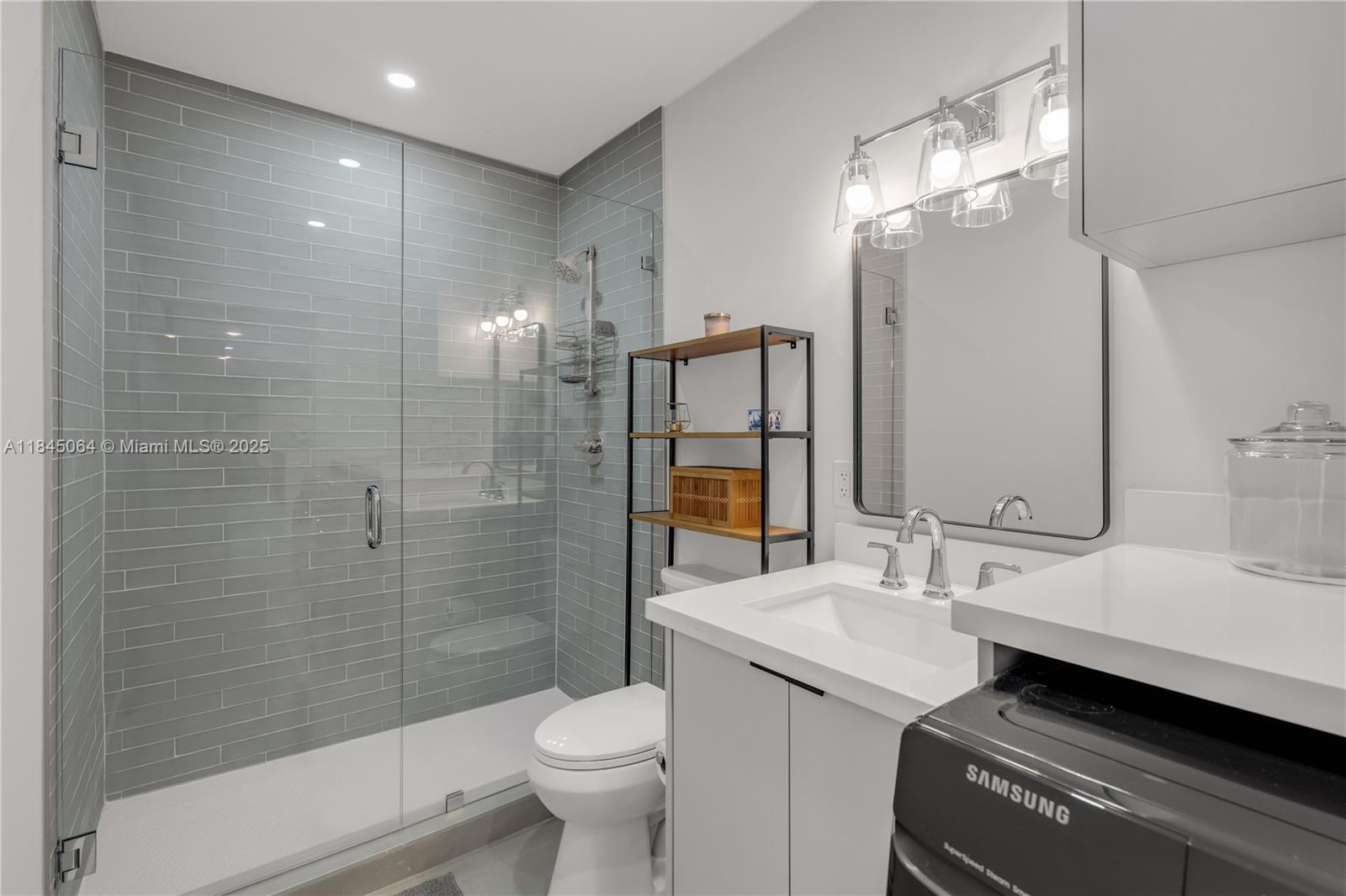 Property Photo: 12600 SW 108th Ave FL 33176