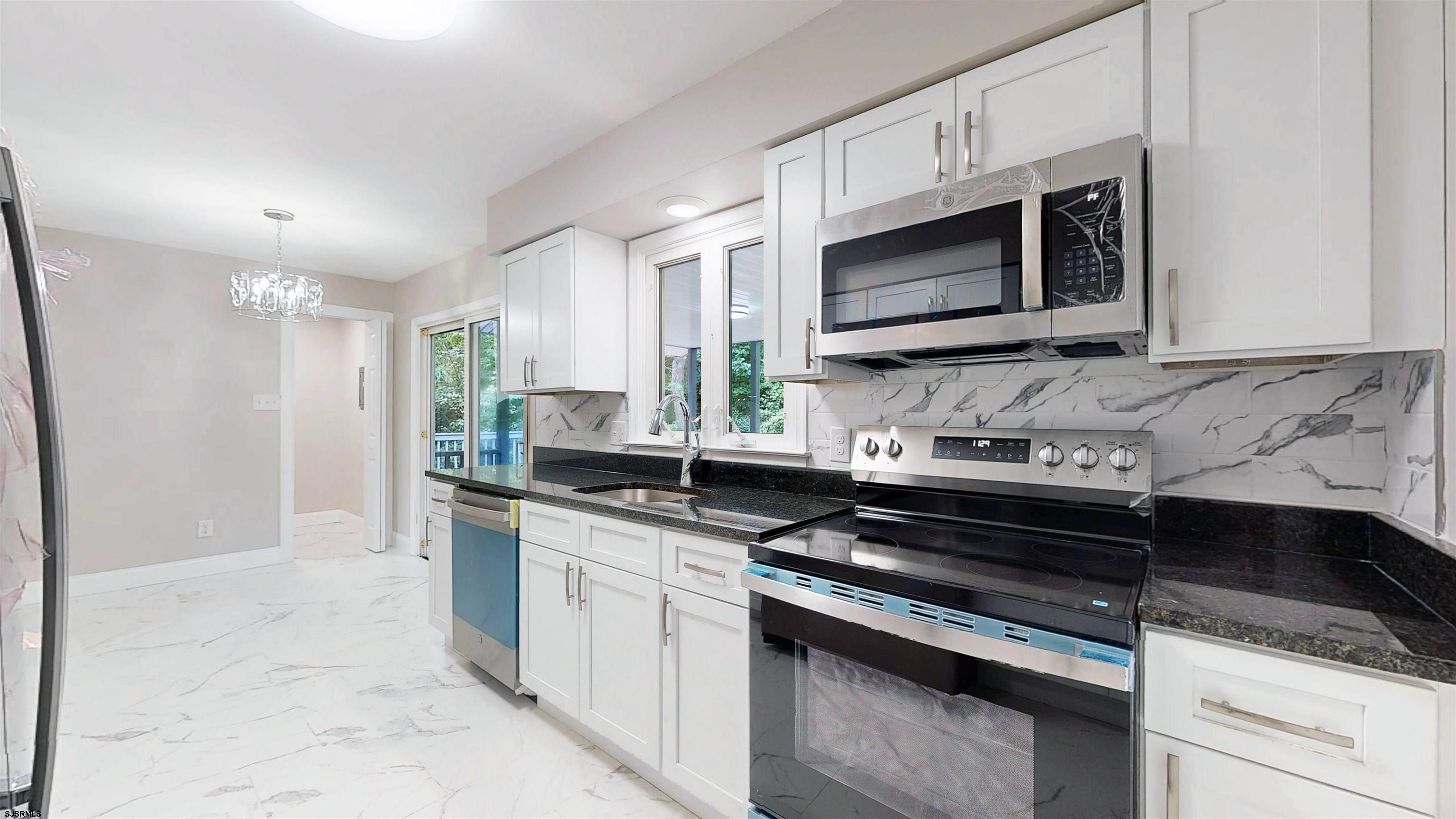 Property Photo: 805 Pine Ave NJ 08312-0000