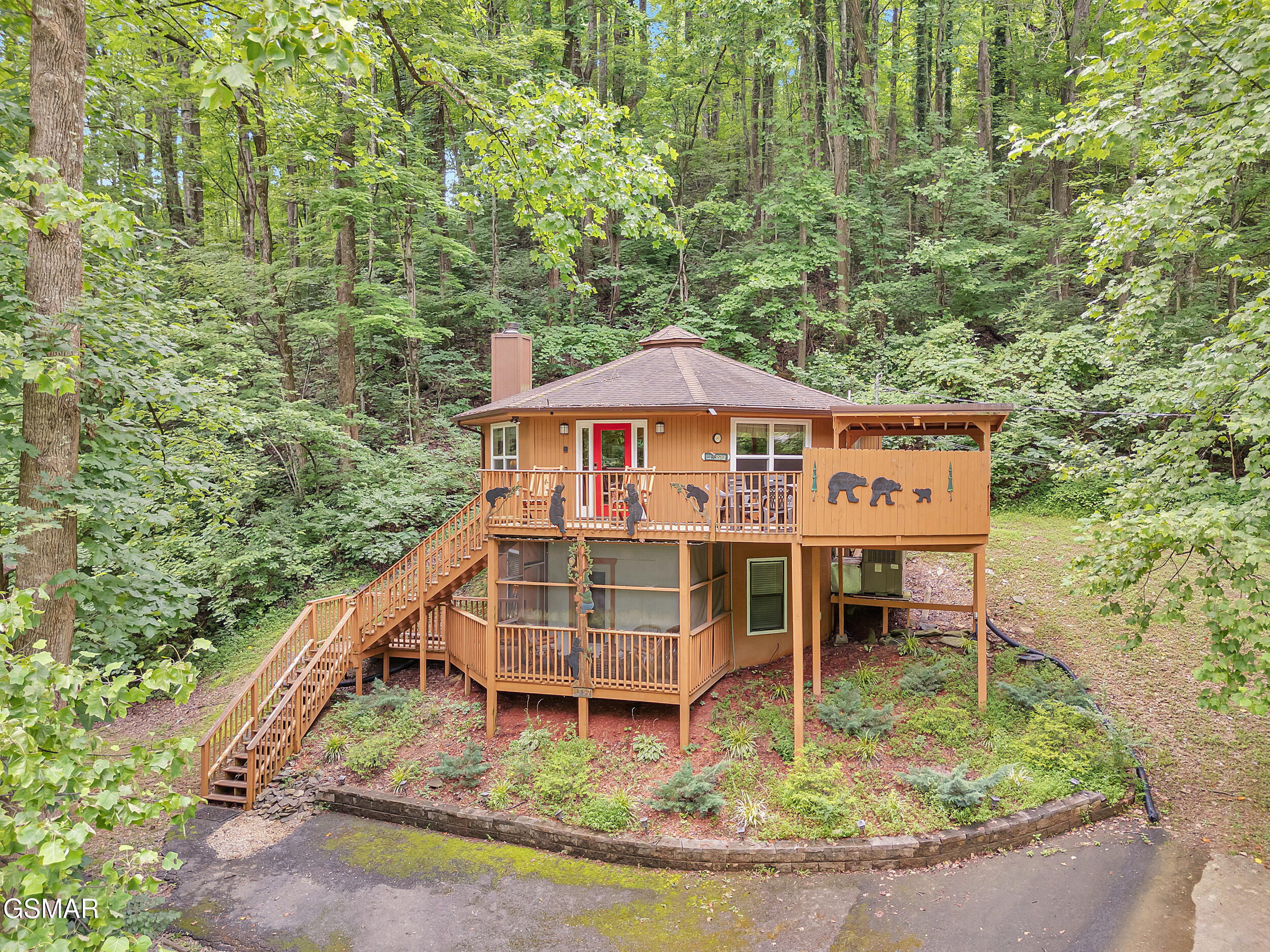 Property Photo: 1157 Villa Lane TN 37738
