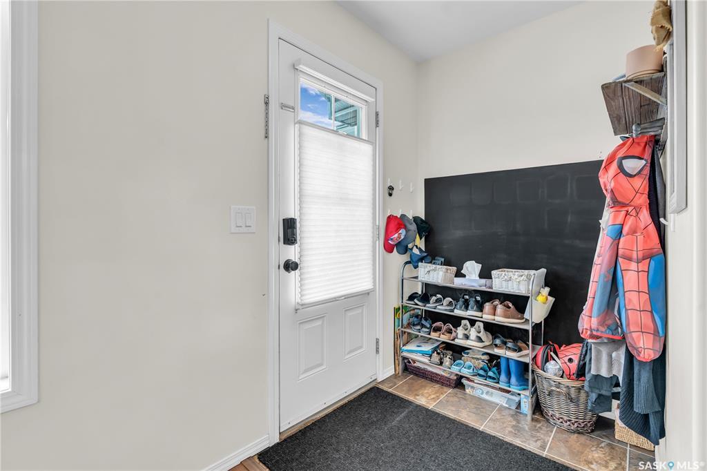 Property Photo: 226 Langlois Way SK S7T 0L2