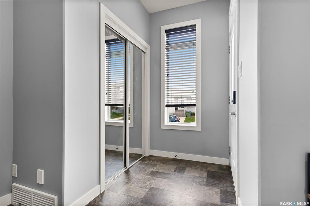 Property Photo: 4137 Green Olive Way E SK S4V 1P8