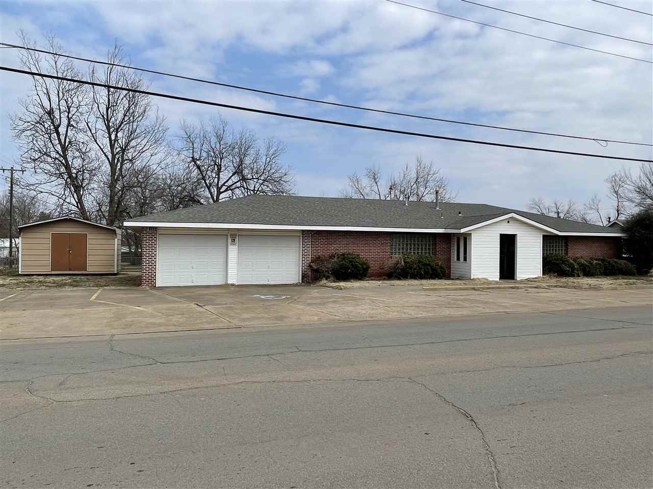Property Photo: 112 S Highland Avenue OK 74023