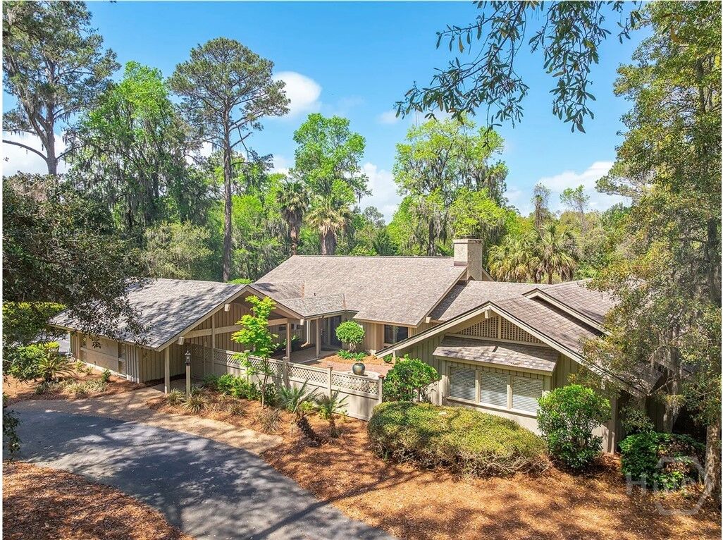 Property Photo:  5 Rebecca Lane  GA 31411 