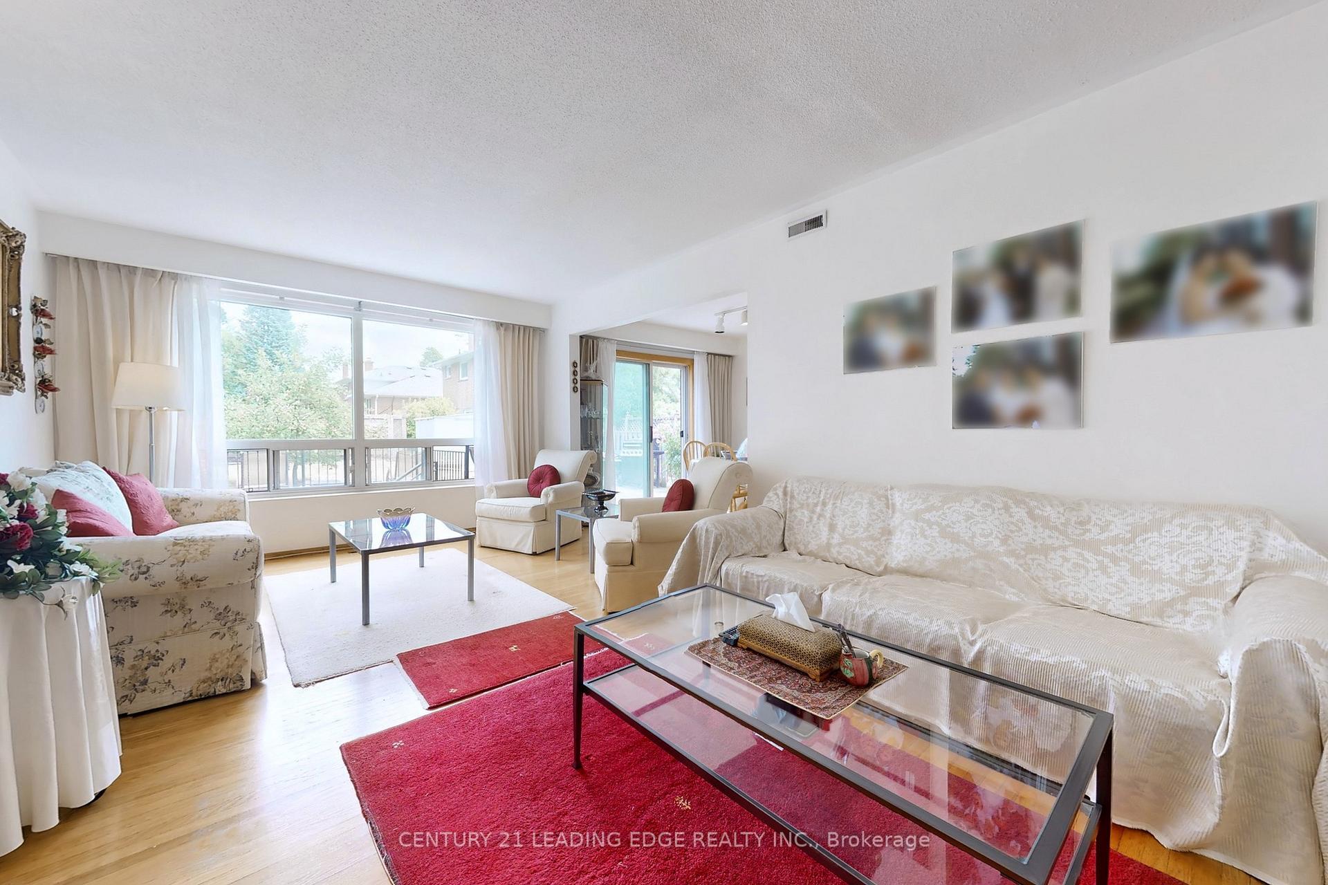 Property Photo: 47 Crossbow Crescent ON M2J 3M3