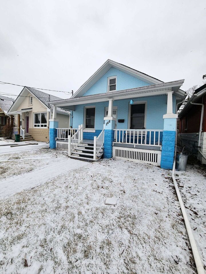 Property Photo:  266 Nelson Street  ON K7K 4M8 