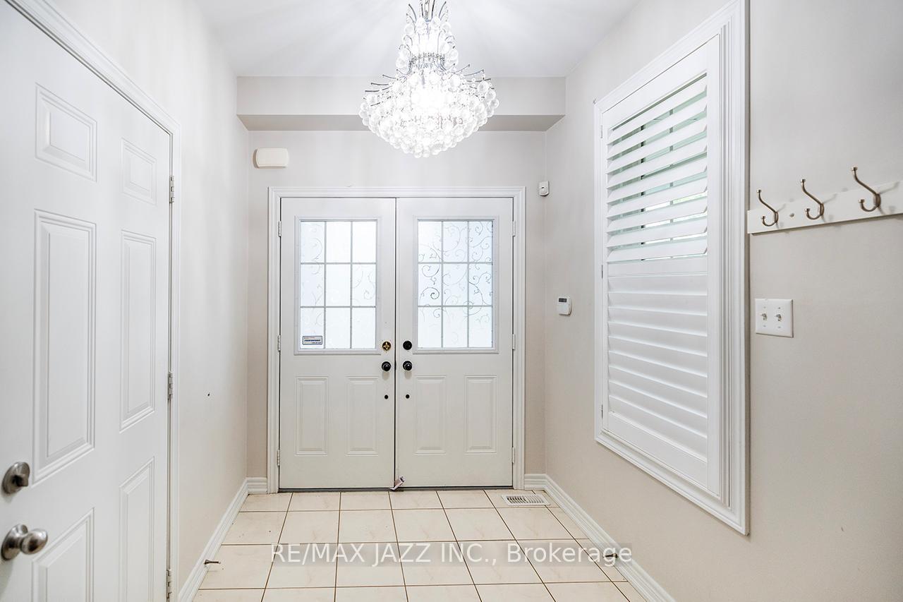 Property Photo: 1643 Coldstream Drive ON L1K 3B5