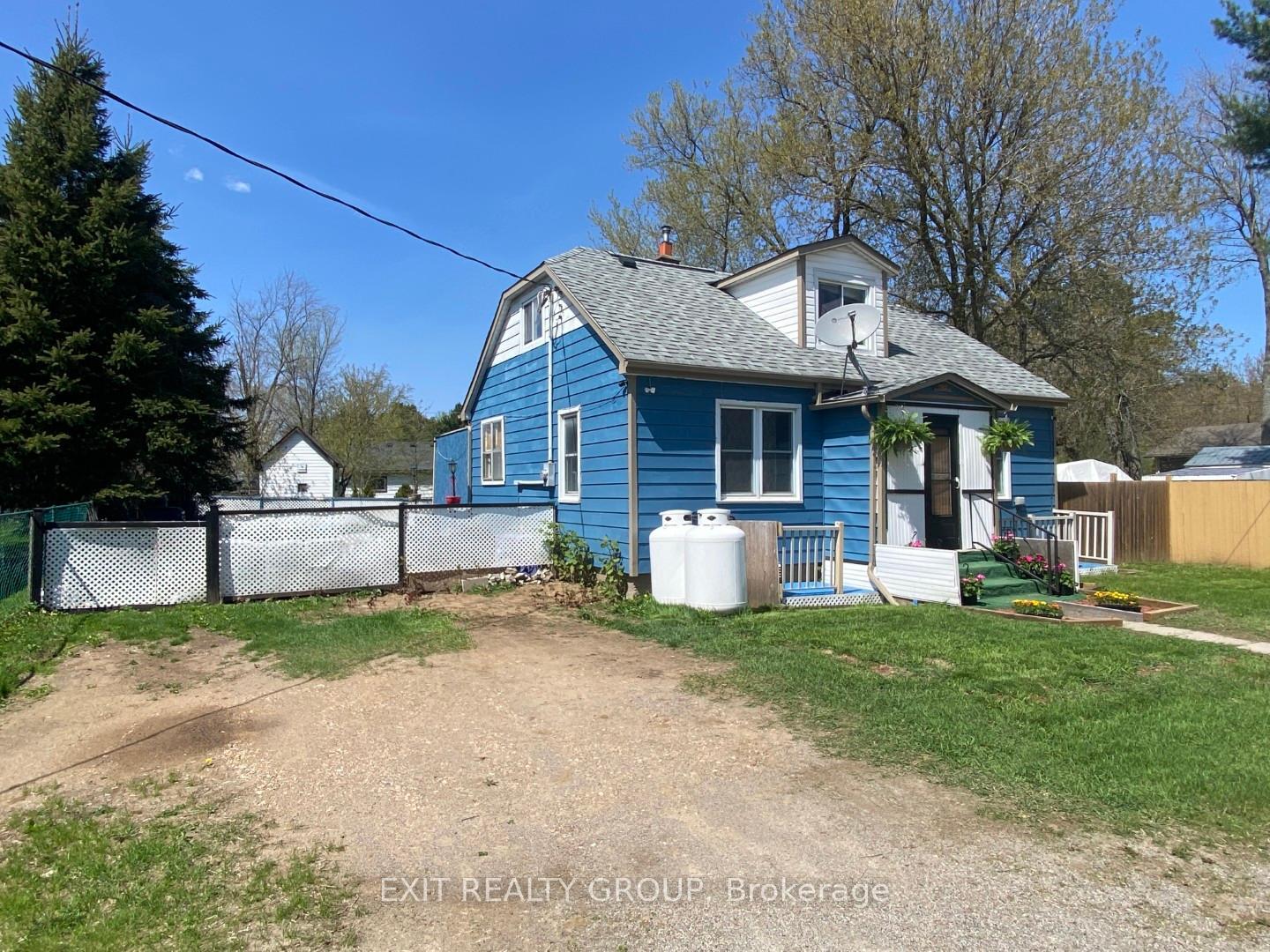 Property Photo:  33 Glastonbury Road  ON K0H 2G0 