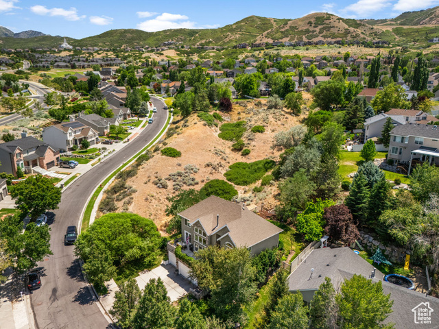 Property Photo: 1202 E Hickenlooper Way S UT 84020