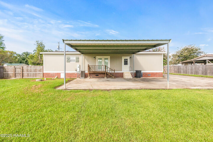 Property Photo: 1011 Florence Drive LA 70517