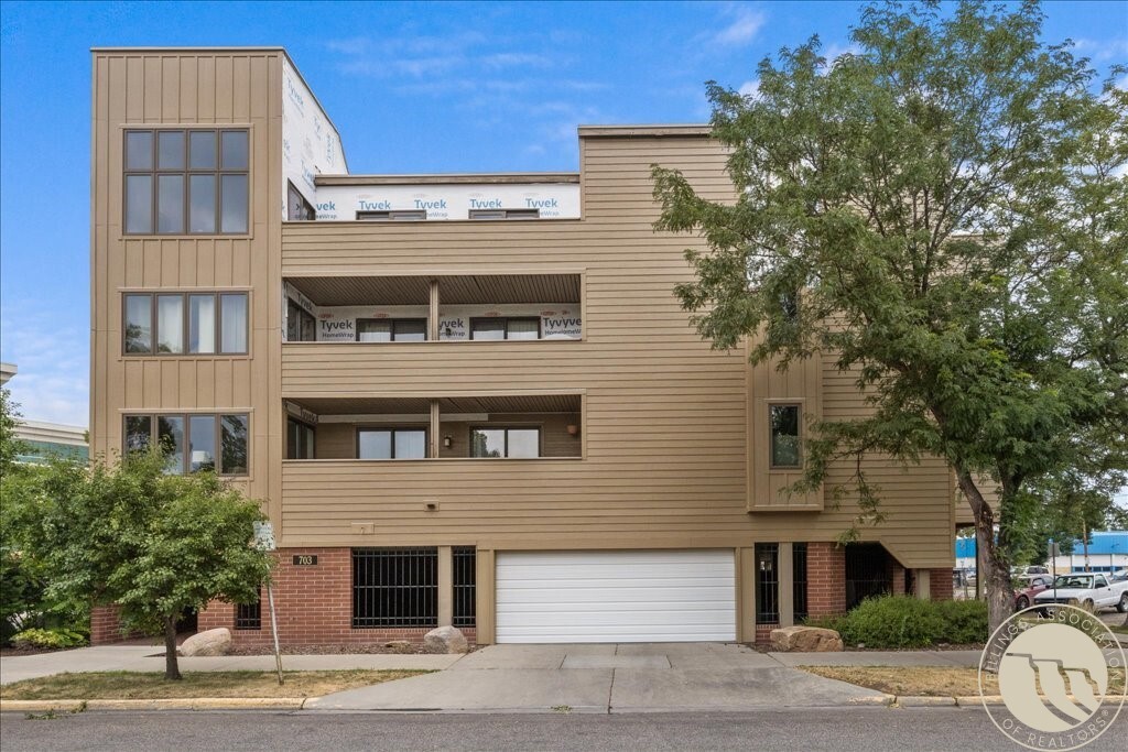 Property Photo: 703 N 29th St #304 MT 59101