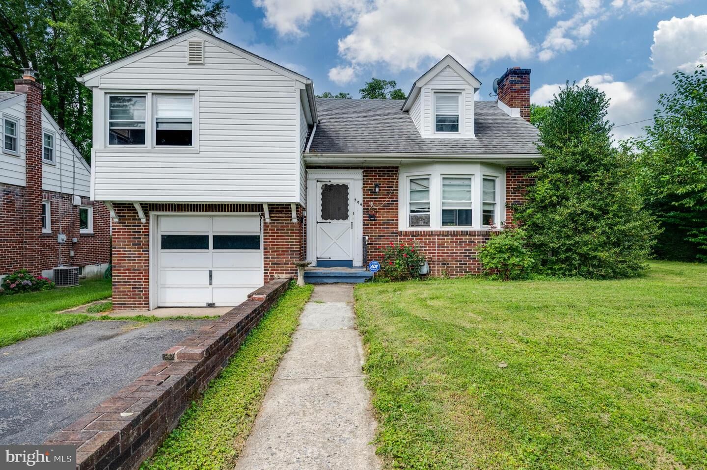 Property Photo:  506 Centre Street  PA 19605