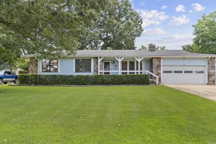 1001 Heatherdown Trail  Mountain Home AR 72653 photo