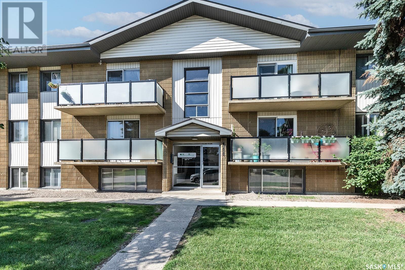 Property Photo: 6 111 St Lawrence Crescent SK S7K 1G7