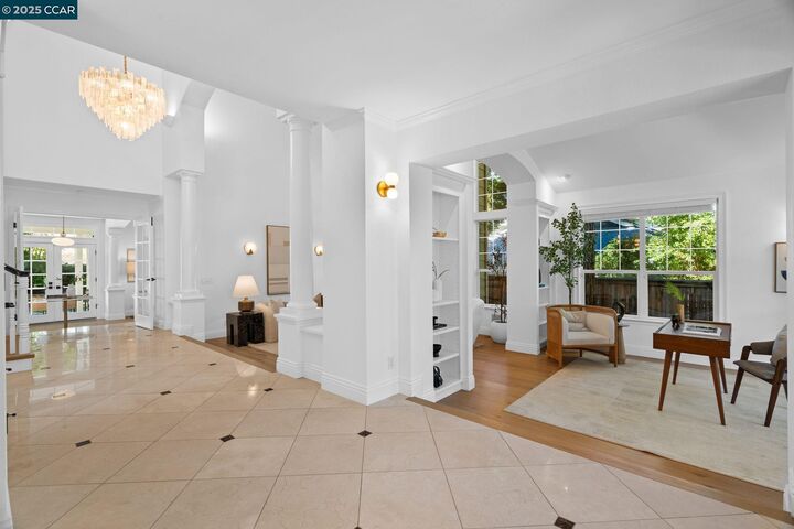 Property Photo: 107 Leafield Rd CA 94506