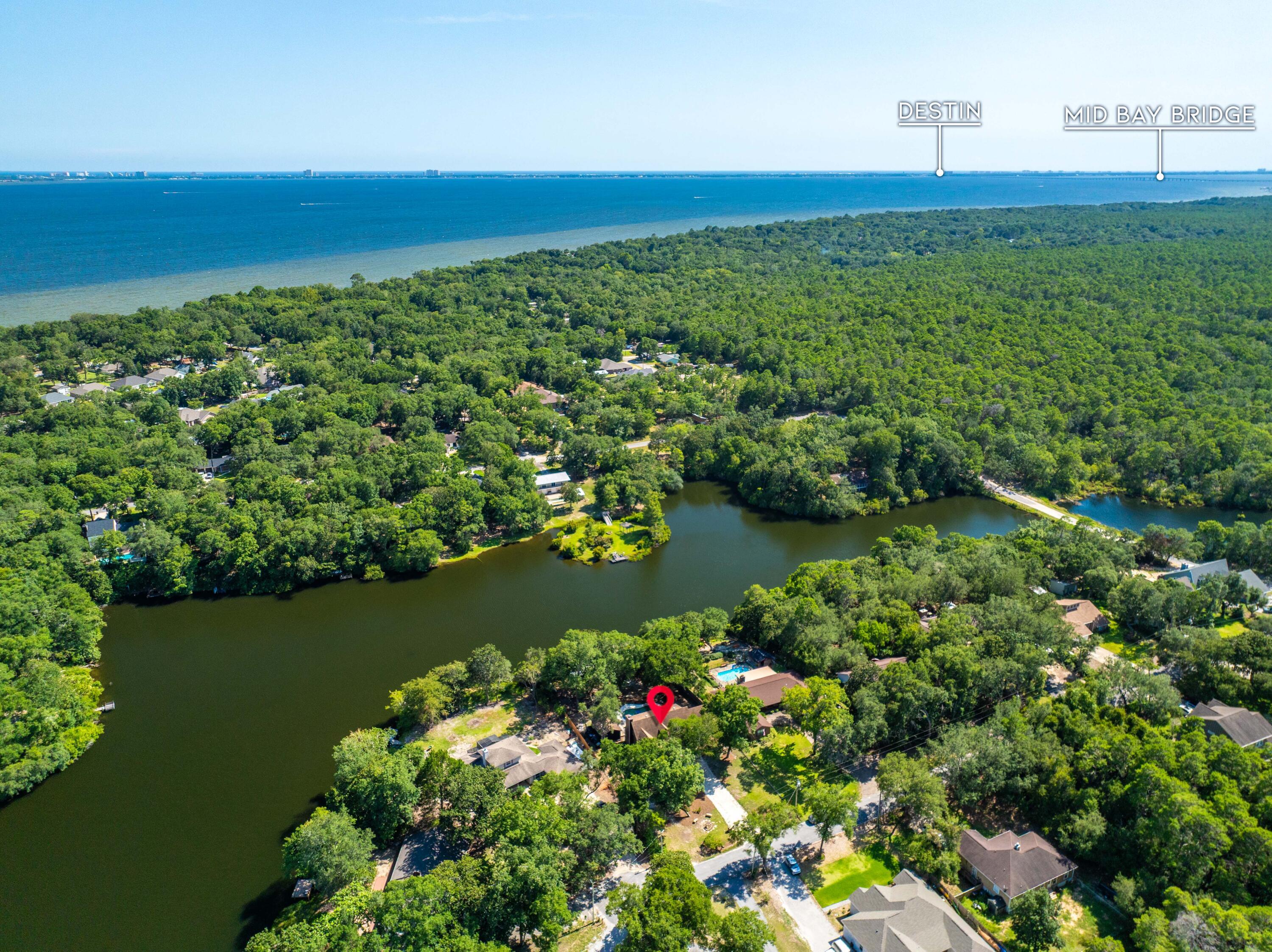 Property Photo: 120 Darrell Court FL 32439