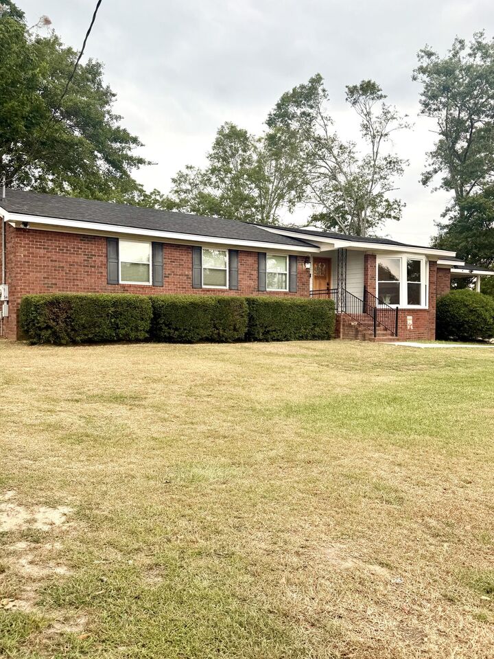 Property Photo: 453 SE Harrison Road GA 30824