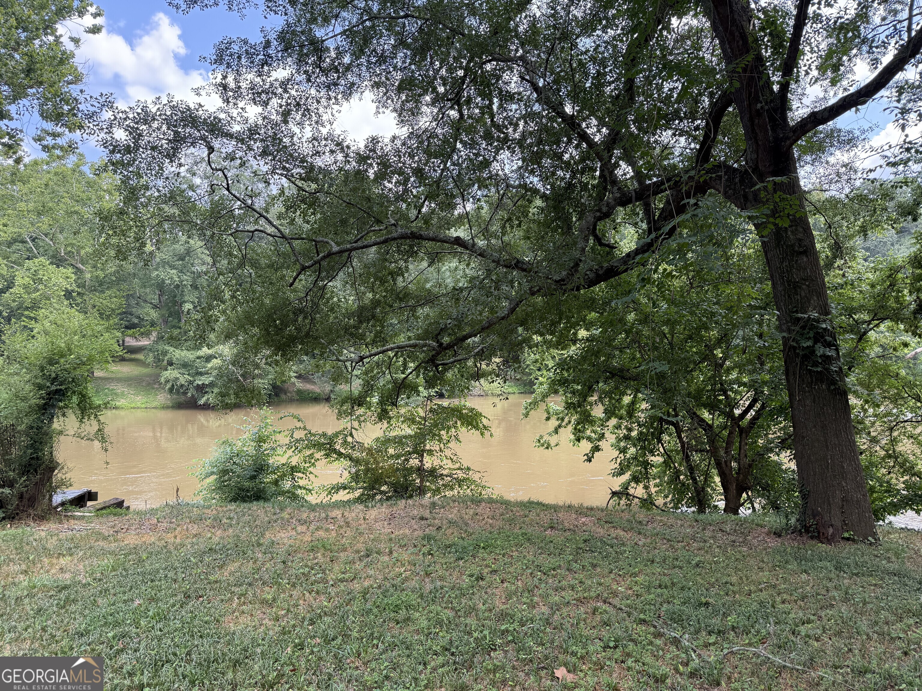 Property Photo: 3941 Paces Ferry Drive SE GA 30339
