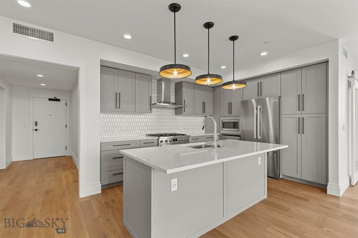 315 N Tracy Avenue 502  Bozeman MT 59715 photo