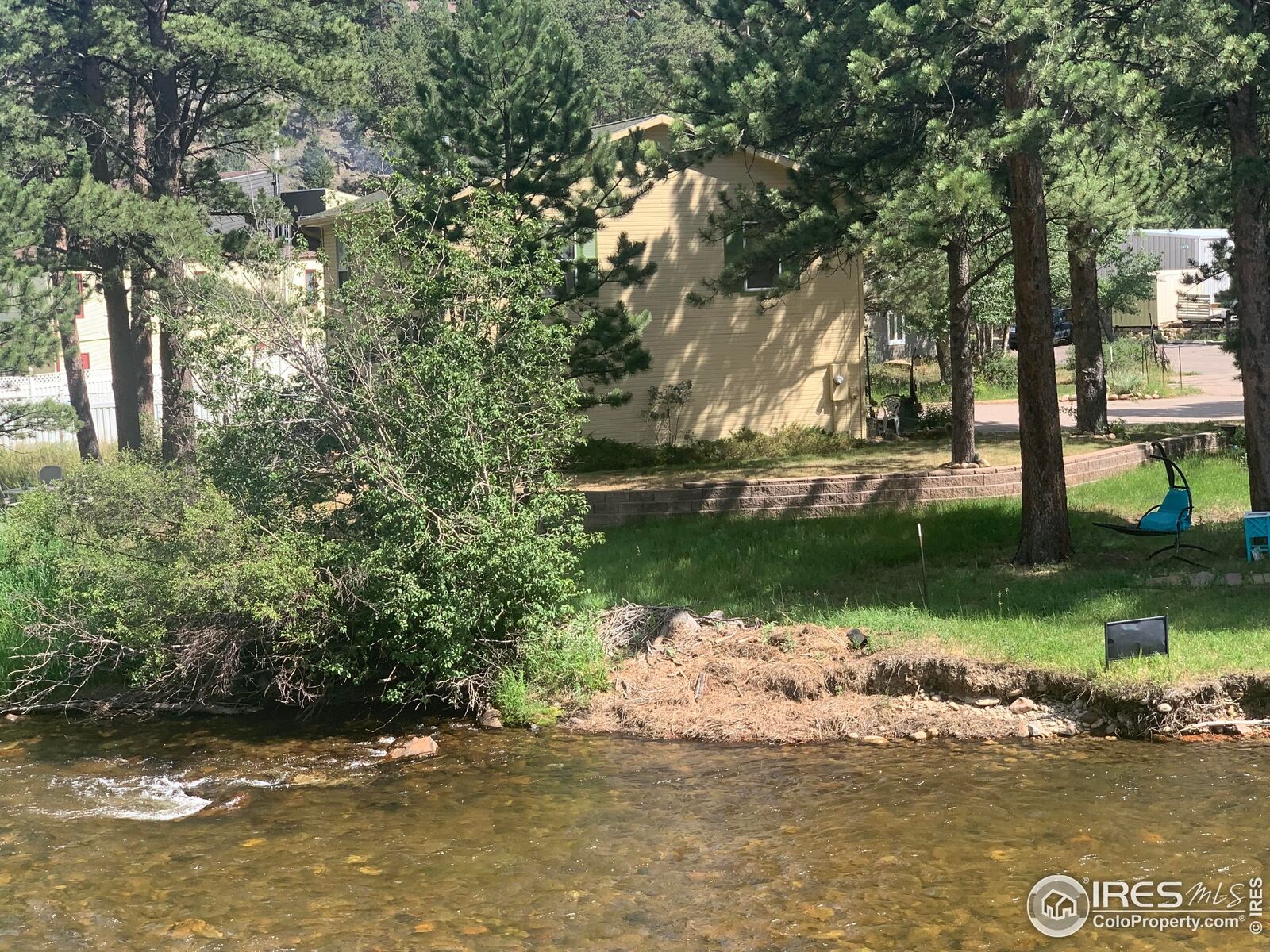 Property Photo: 465 Pine River Ln CO 80517