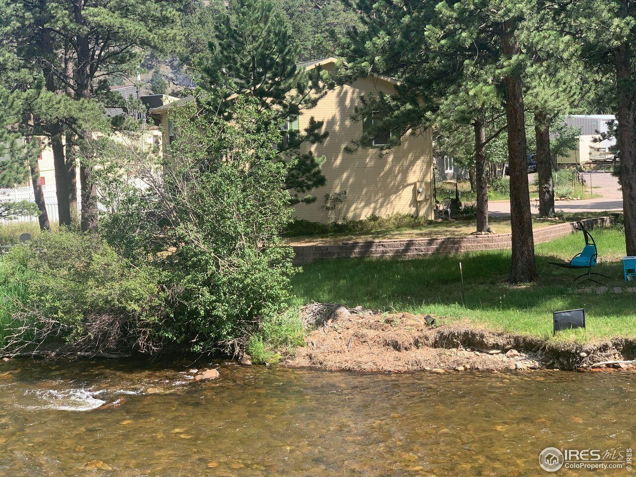 Property Photo:  465 Pine River Ln  CO 80517 