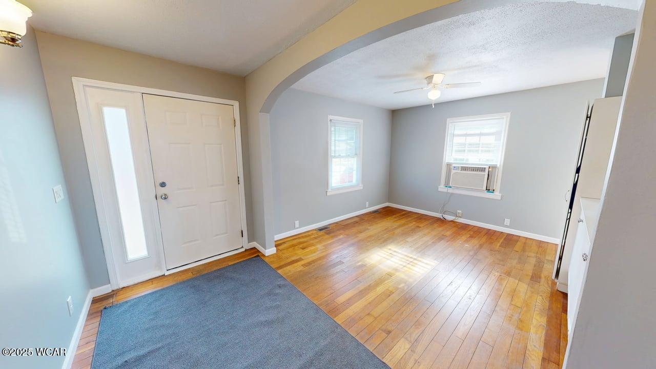 Property Photo:  1229 W Sandusky Street  OH 45840 
