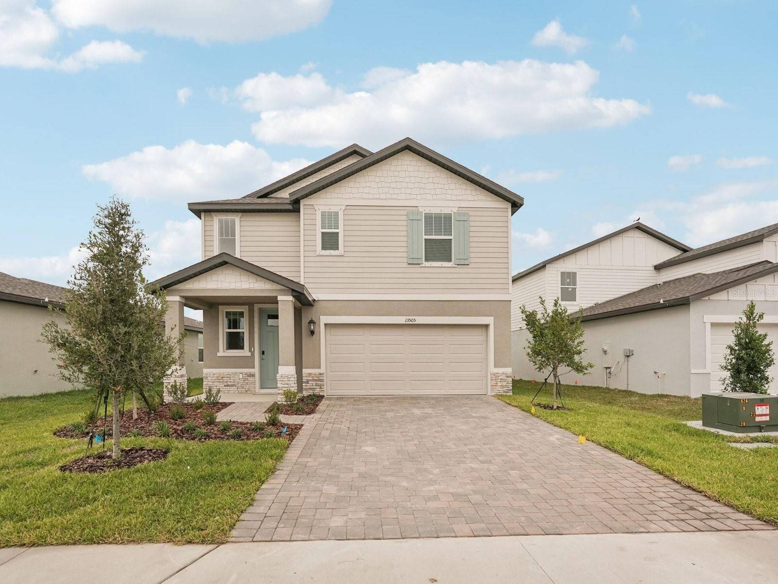 Property Photo:  13505 Shellmore Avenue  FL 34221 