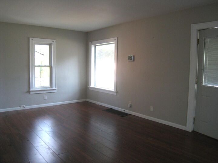 Property Photo: 1138 E Forest Avenue MI 49442
