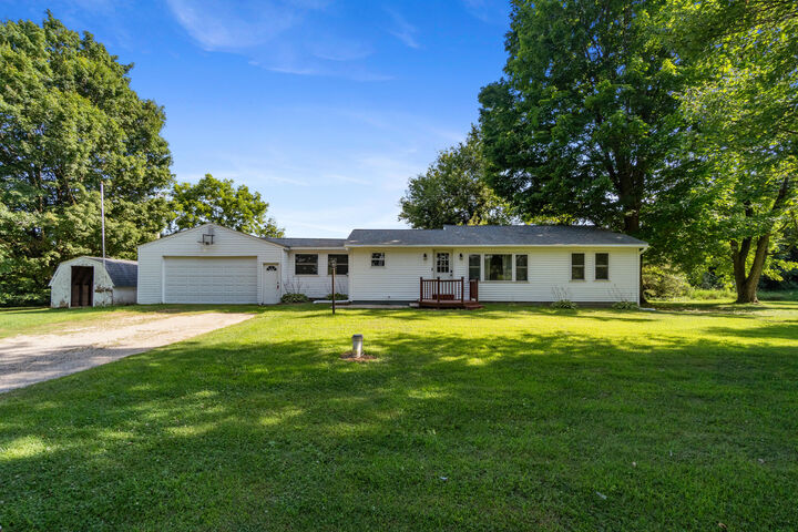 13333 Hutchisson Road  Albion MI 49224 photo