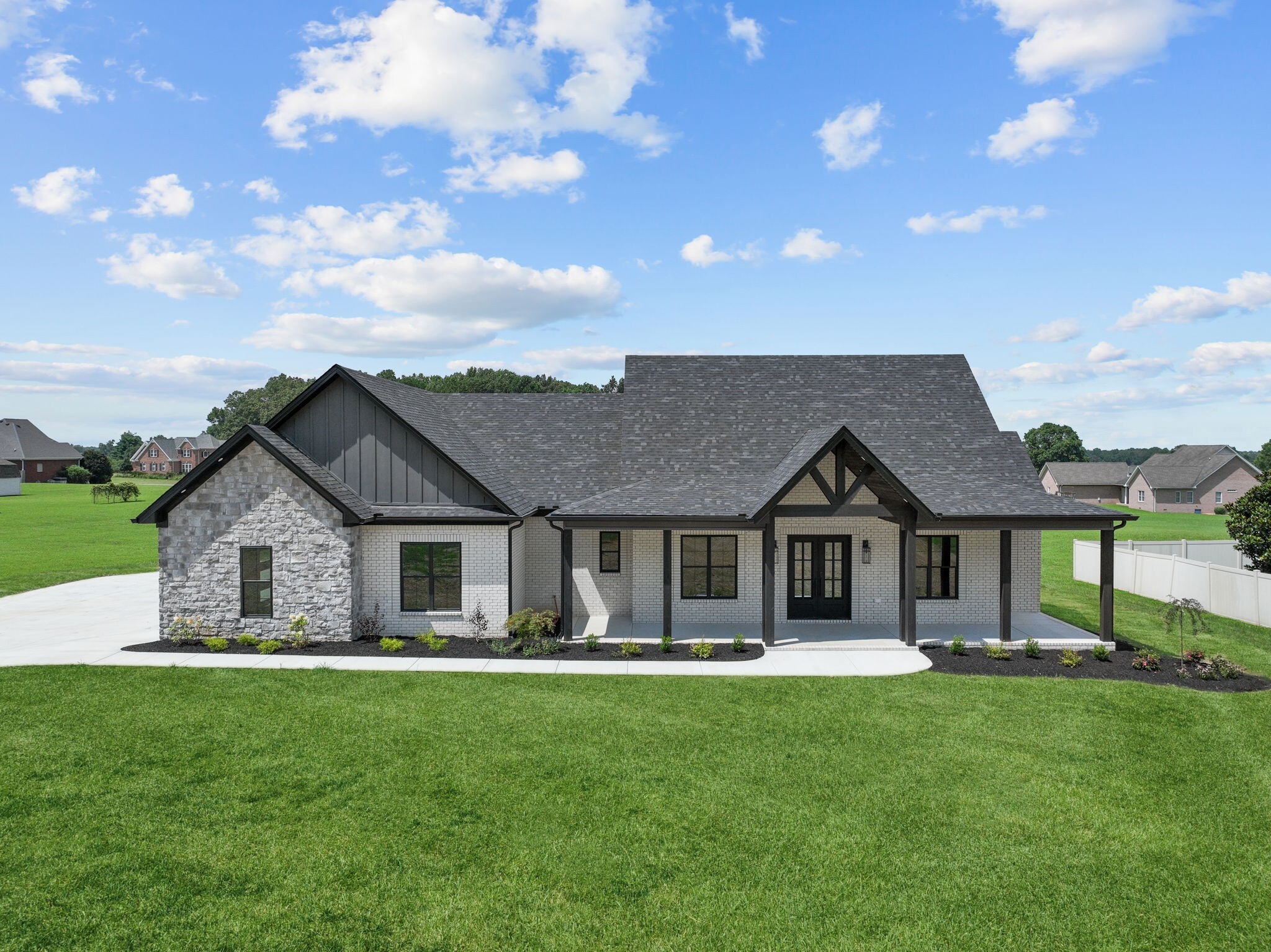 Property Photo:  468 Gourdneck Rd  TN 37388 