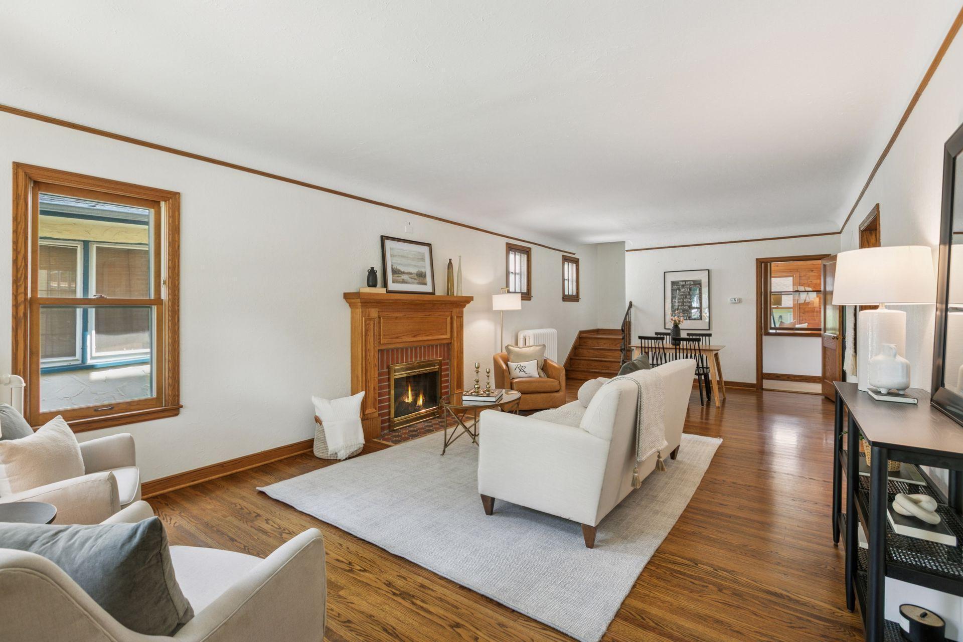Property Photo:  1818 Juliet Avenue  MN 55105 