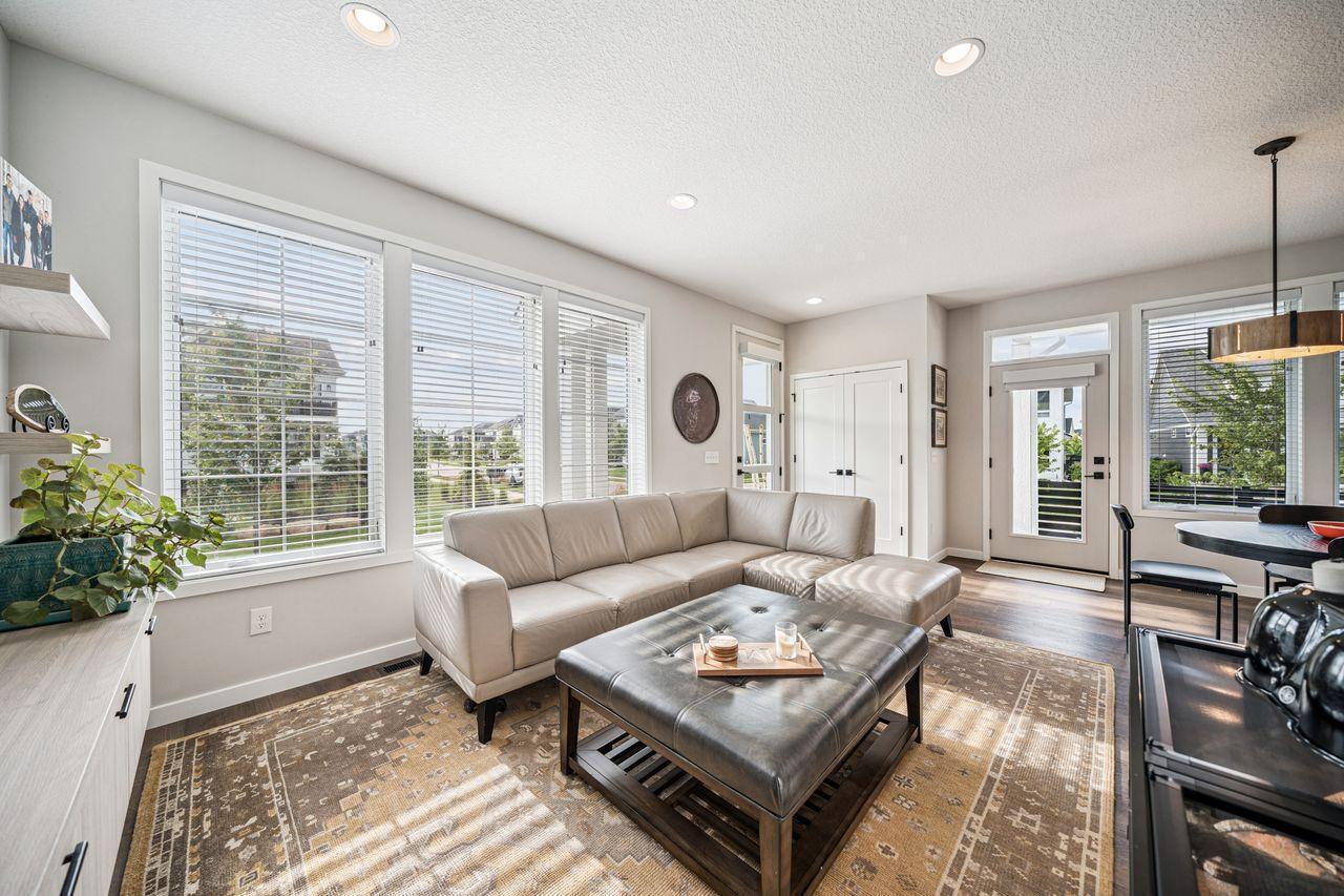 Property Photo: 16170 Duvane Way MN 55044
