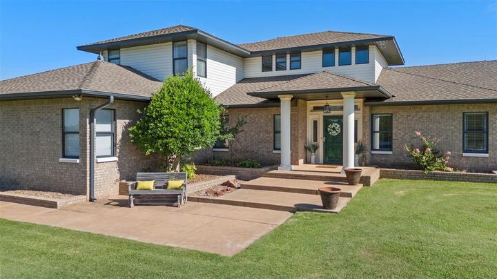 Property Photo:  7941 E Sorghum Mill Road  OK 73034 