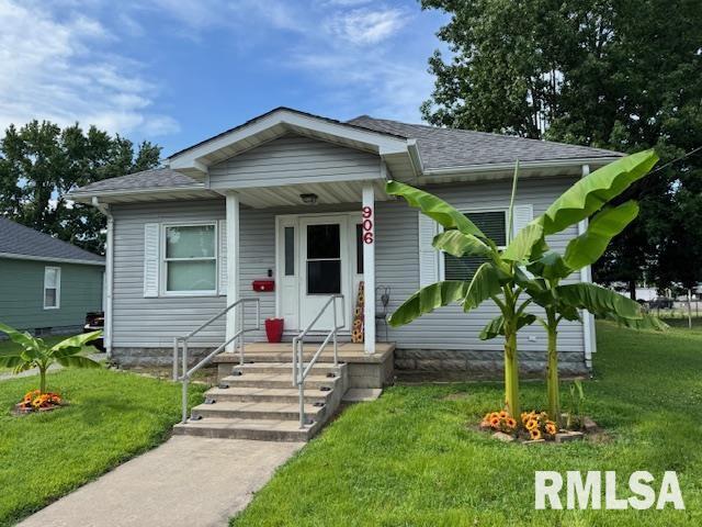 906 E Carter Street  Marion IL 62959 photo