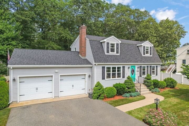 Property Photo: 143 Leawood Ln MA 02703