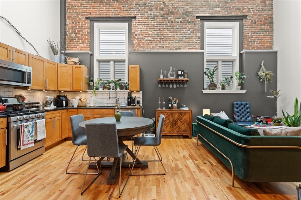 Property Photo:  336 Saratoga Street 3  MA 02128 