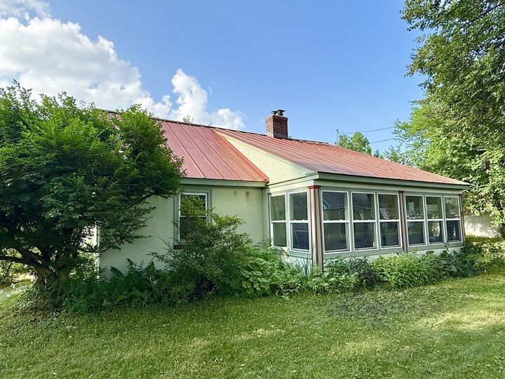 Property Photo:  9 Eastern Ave  MA 01373 