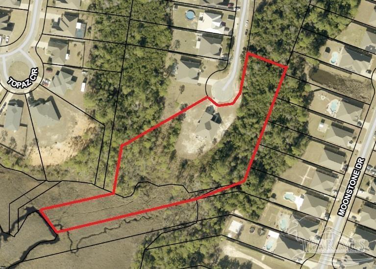 Property Photo:  3564 Pearl Ct  FL 32566 